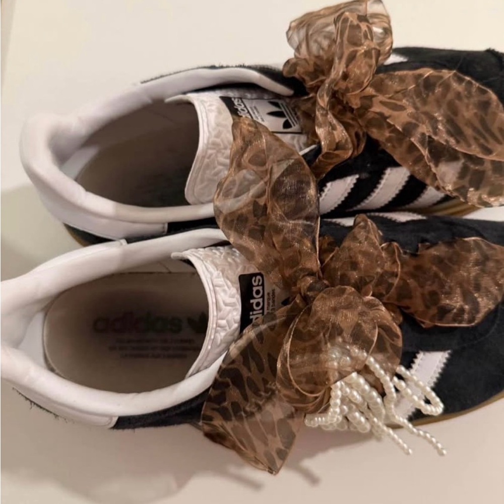 Women's Adidas Gazelle Bold
